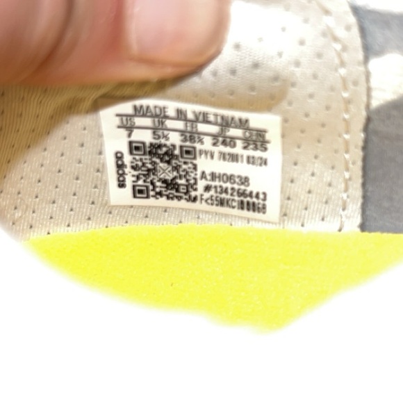 Adidas Ultraboost 5X running shoes, size 7. Worn twice. - Picture 6 of 6